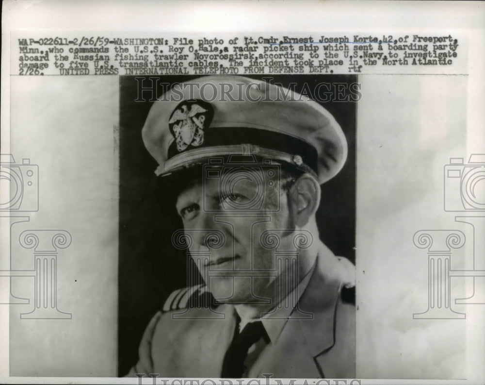 1959 Press Photo Lt Commander Ernest Joseph Korte of the U.S.S. Roy OHale ship.