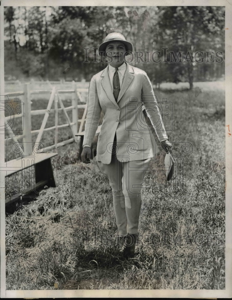 1933 Press Photo of Boulder Brook Horse Show-Miss Wilhelmine Kirby.