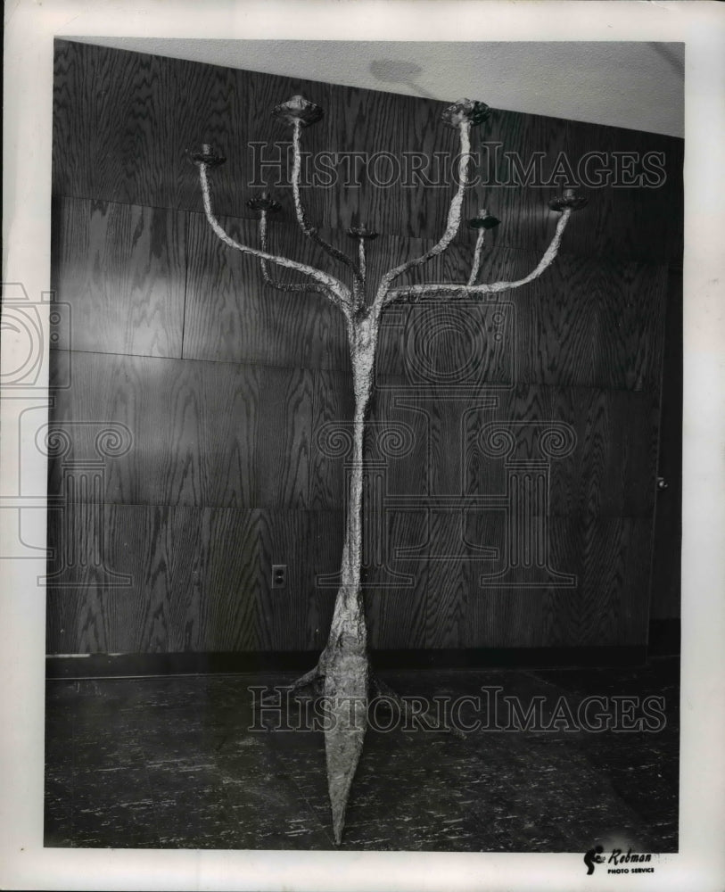1957 Press Photo Unique candelabra in the Main Sanctuary of Fairmount Temple