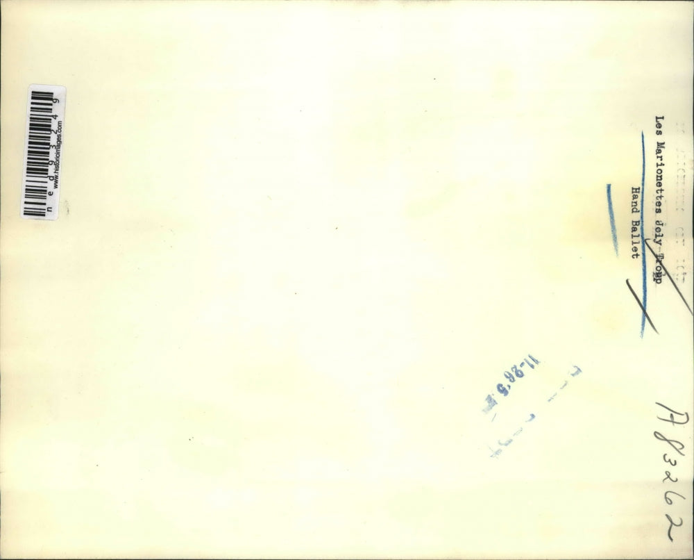 1952 Press Photo of Les Marionettes Joly Troup, Hand Ballet.