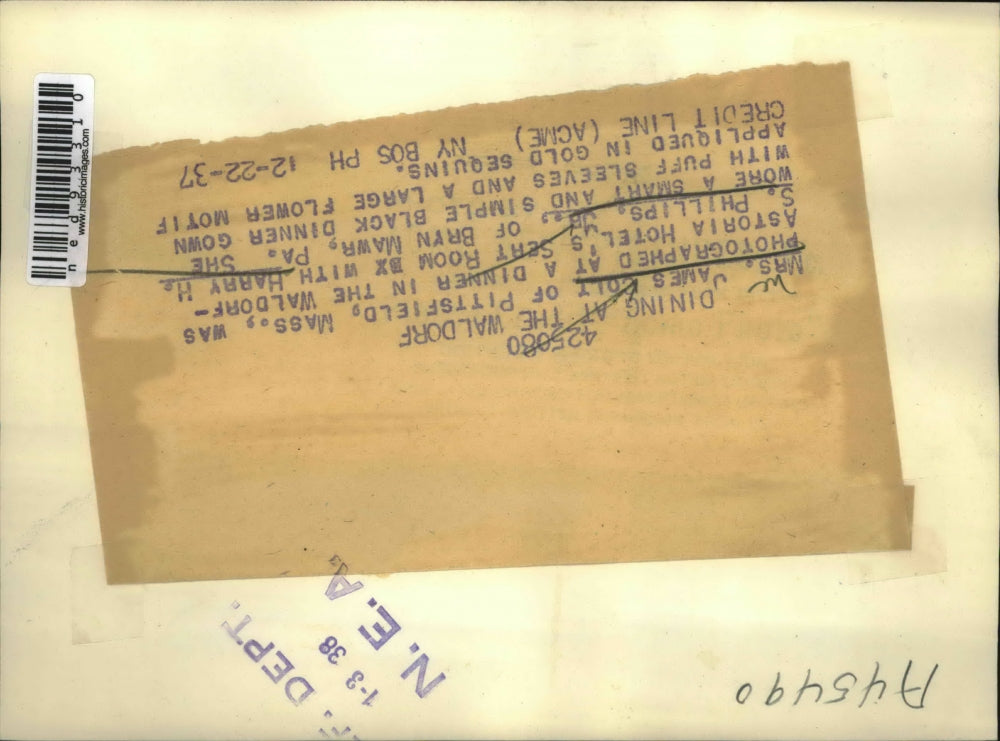 1937 Press Photo Mrs James Colt & Harry H S Phillips Jr Dining at the Waldorf