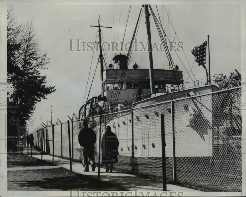 Load image into Gallery viewer, 1939 Press Photo 500 Locks at Sault Ste Marie Michigan
