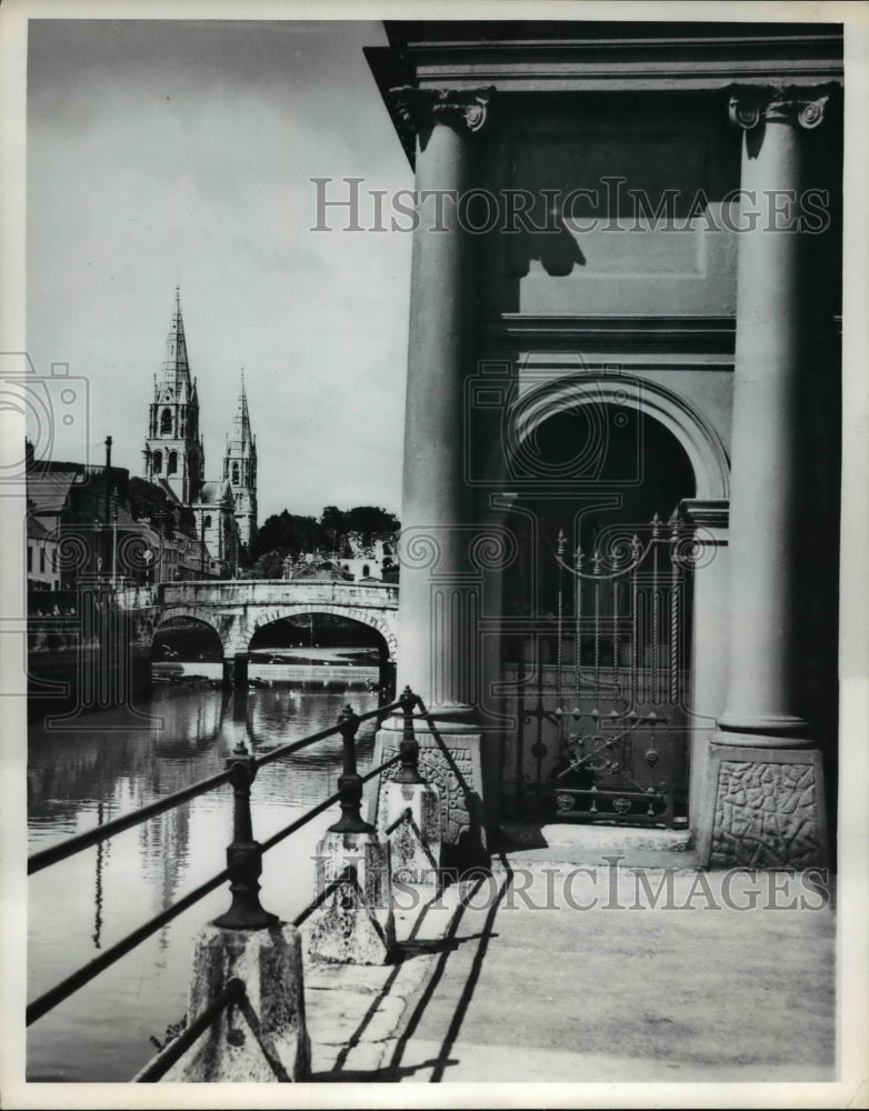 1969 Press Photo Cork City in Ireland Population 120,000