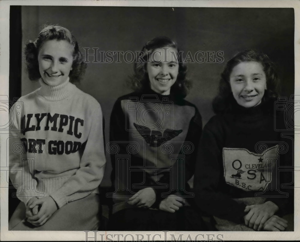 1948 Press Photo Sally Ann Ertman, Audrey Zimmer, Joyce Larson