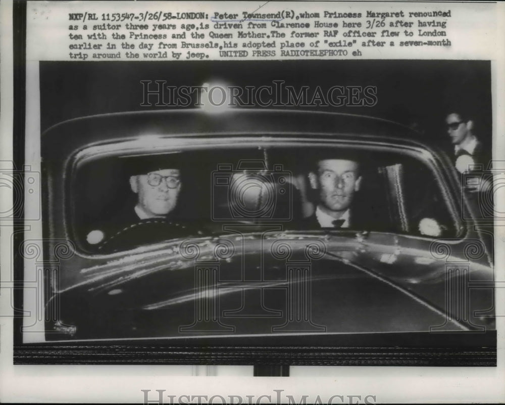 1958 Press Photo of Peter Townsend (R) who Princess Margaret renounced as a