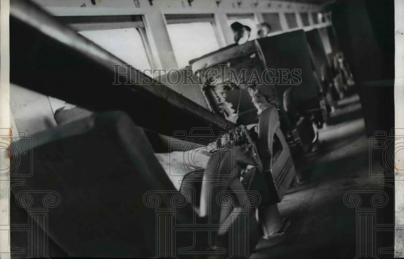 Load image into Gallery viewer, 1959 Press Photo Bronte Ont Canada passenger train smashed with Chicago train
