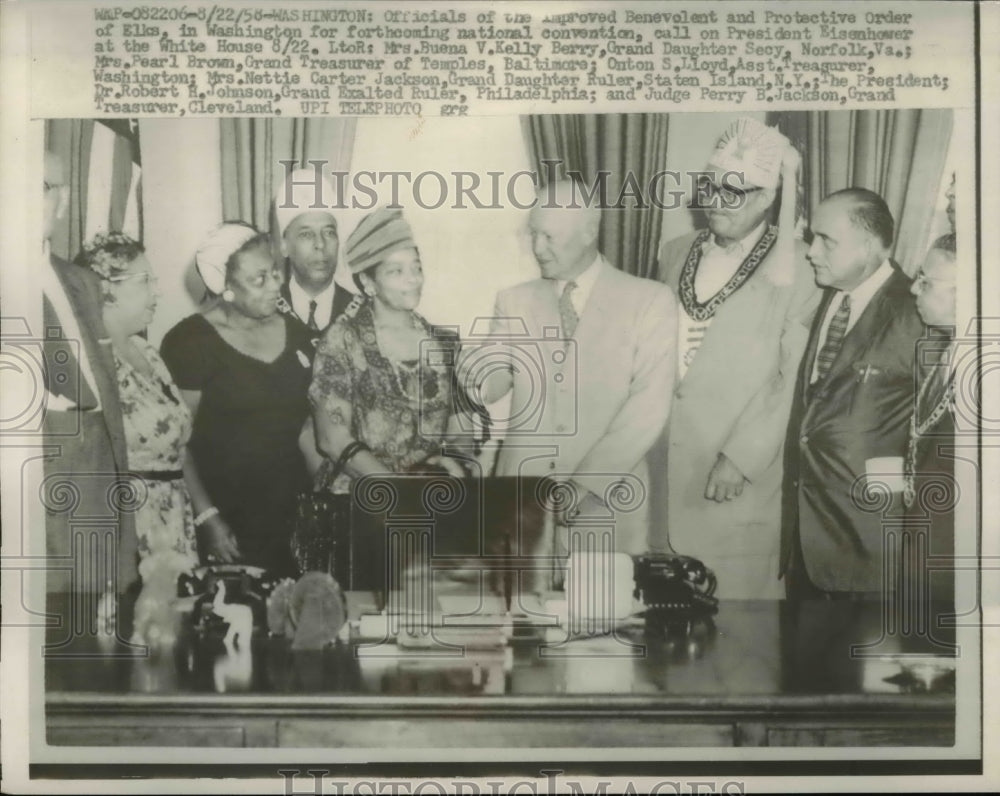 1958 Press Photo President Dwight D Eisenhower, Benevolent Protective Order Elks