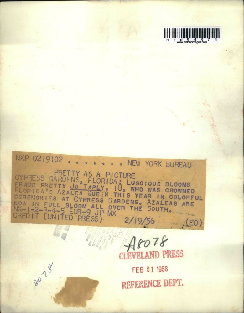 1956 Press Photo Jo Taply,crowned Florida's Azalea Queen,at Cypress Gardens