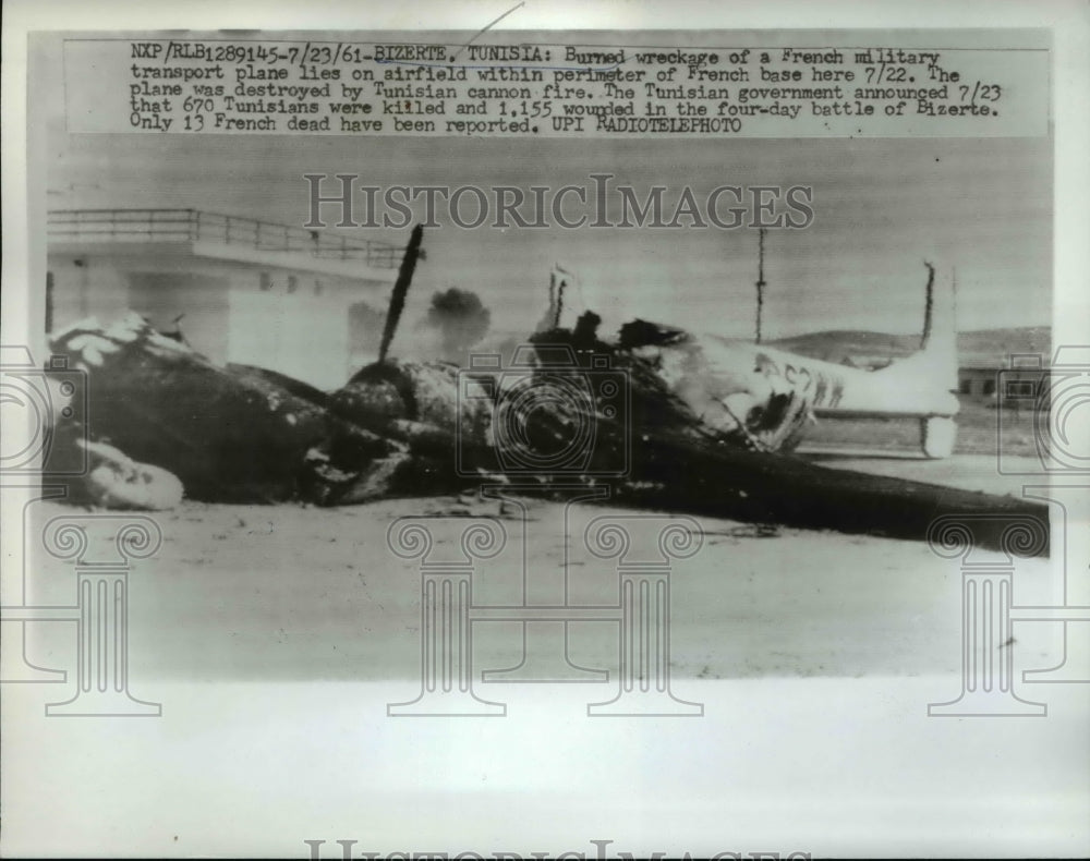 1961 Press Photo Burned Wreckage of French Military Transport Plane