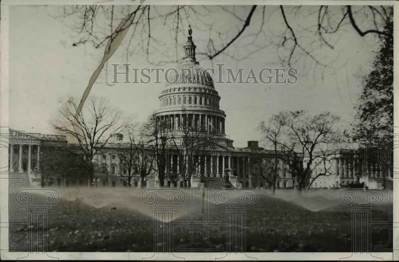 Load image into Gallery viewer, 1931 Press Photo Watering the lawn of the Capital Building - ned94836
