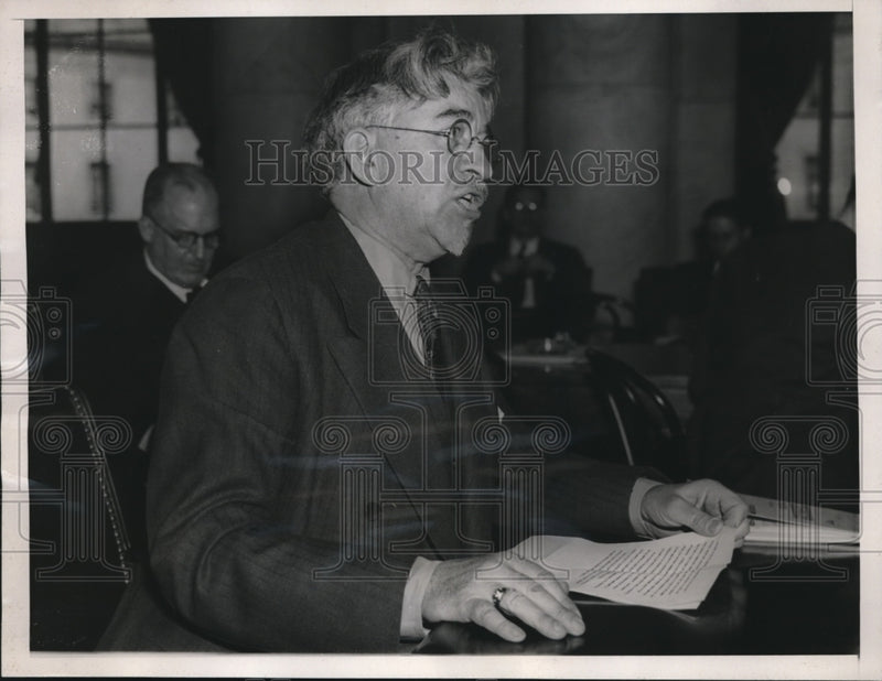 Load image into Gallery viewer, 1938 Press Photo B.I. Knowles, General Contractors Association
