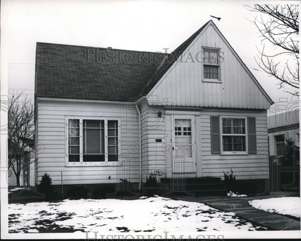 1965 Press Photo House at 13917 Lakewood Heights Boulevard