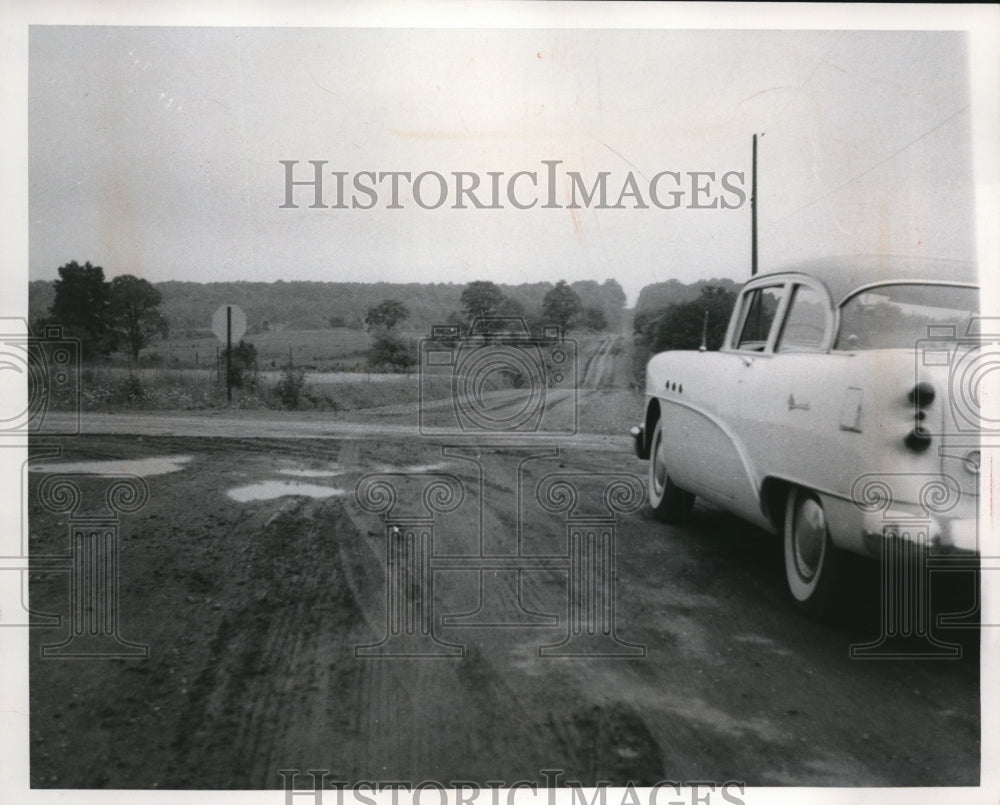 1954 Press Photo Judds Corners Oldest Crossroads in Western Reserve