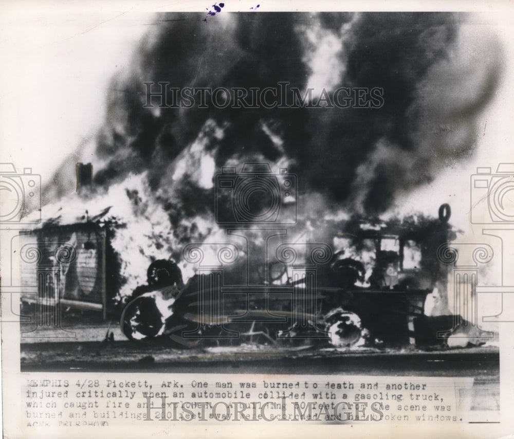 Press Photo 1 burned and killed another injured auto crash with gasoline truck
