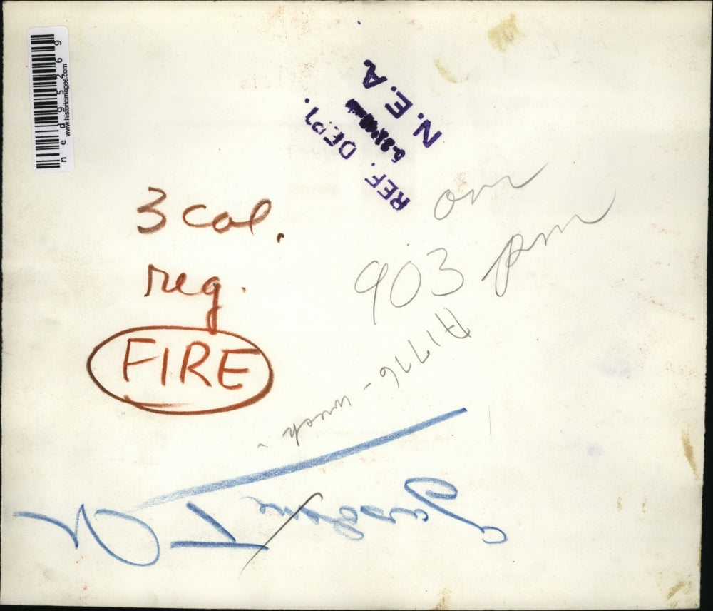 Press Photo 1 burned and killed another injured auto crash with gasoline truck