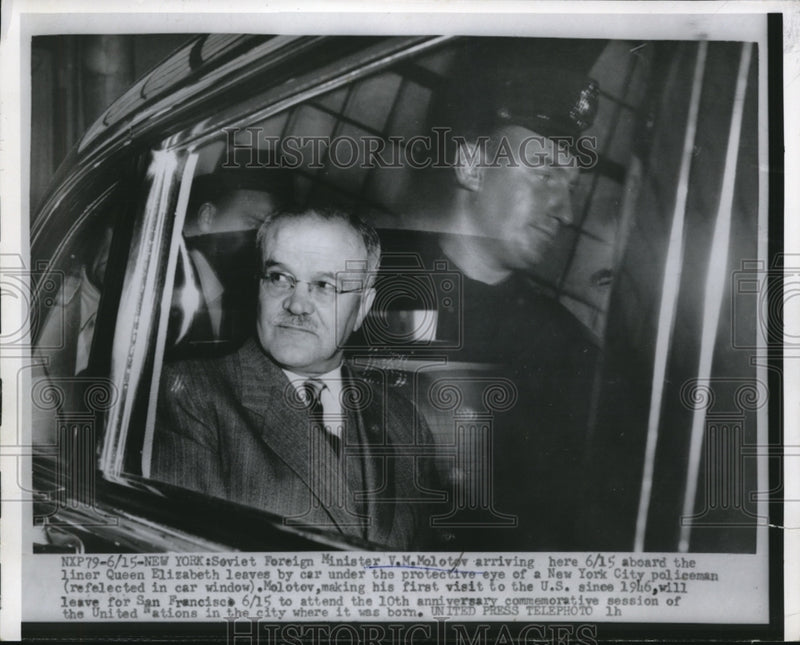 Load image into Gallery viewer, 1955 Press Photo VM Molotov in NYC
