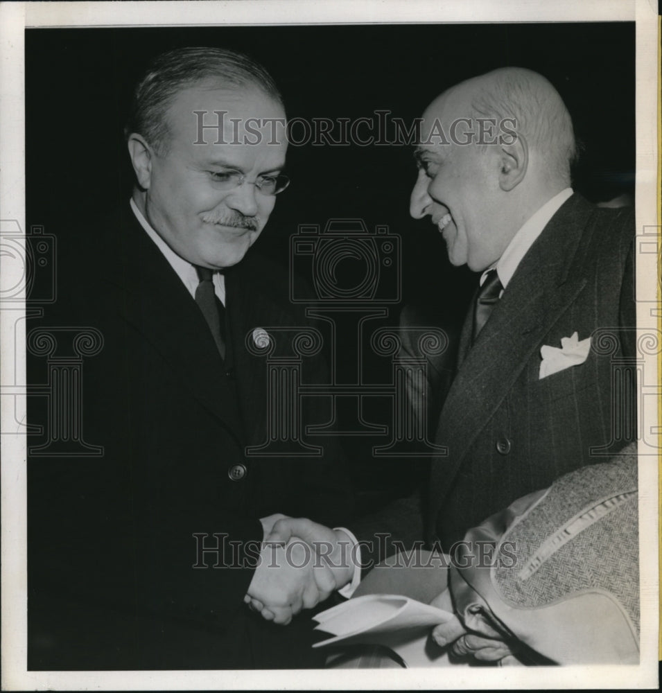 1945 Press Photo Soviet Foreign Minister Vyacheslav Molotov, Pedro Leao Velloso