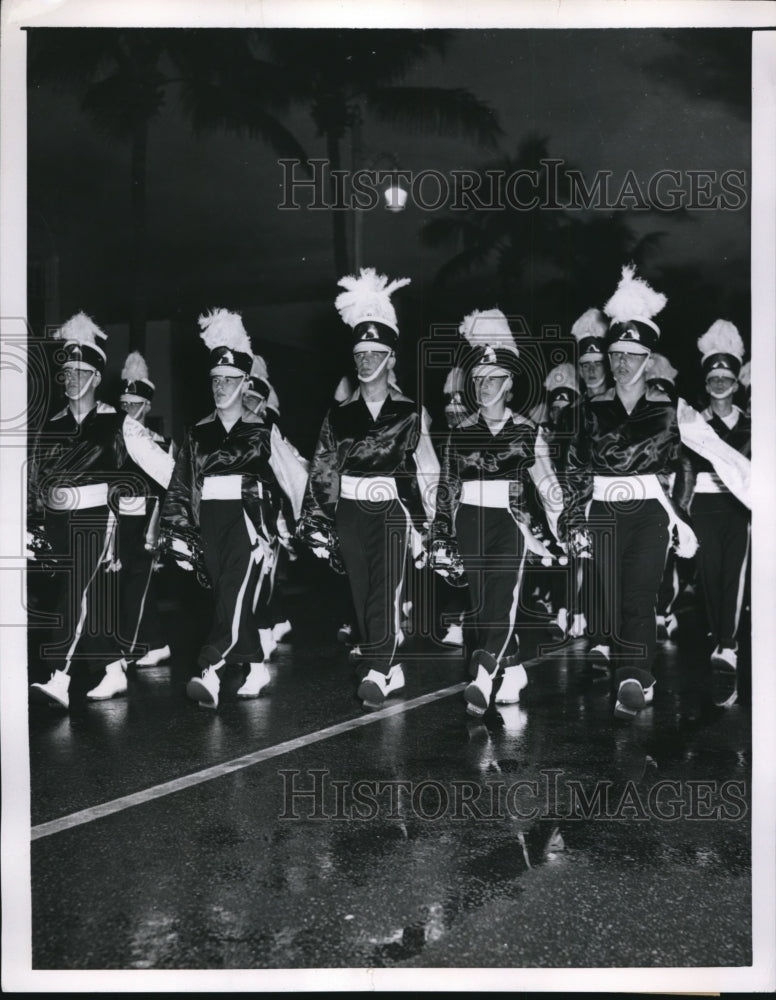 Load image into Gallery viewer, 1954 Press Photo Miami Beach Fla Belleville Ill Bugle Corps march in parade
