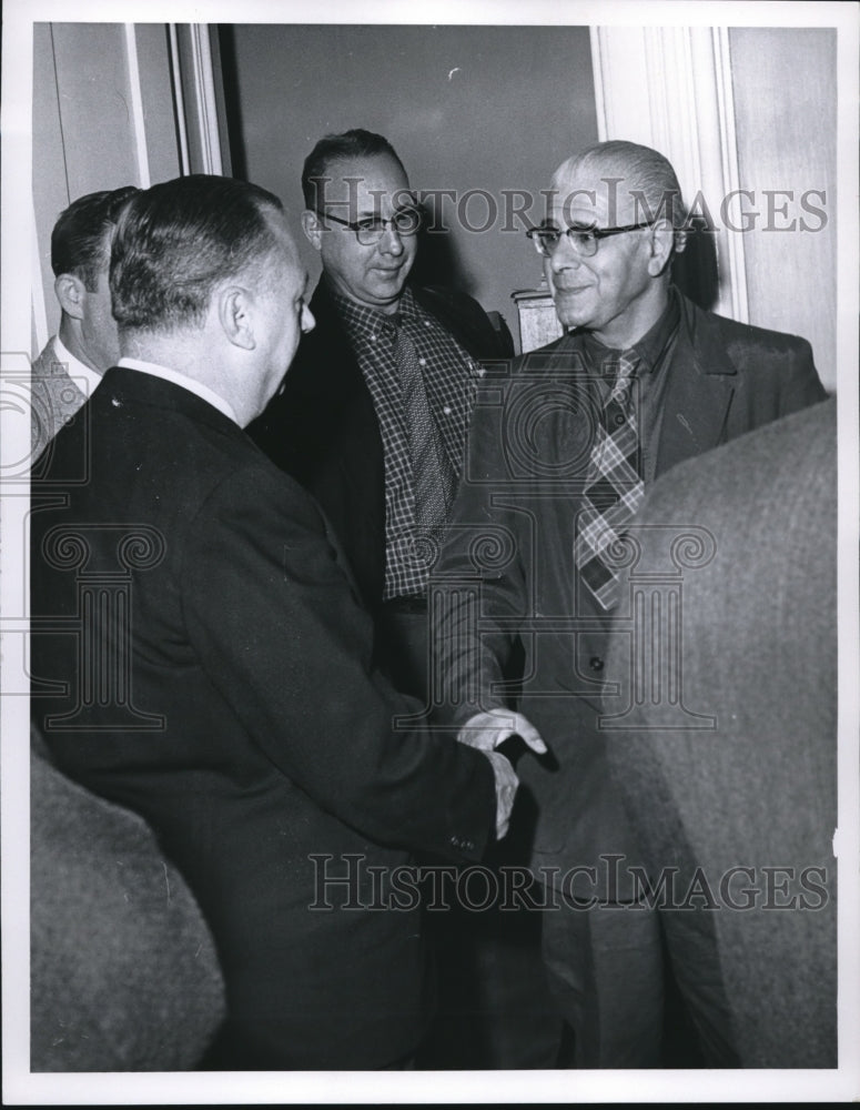 1959 Press Photo Michael V DiSalle Ohio Governor &amp; Dr FC Badt- Historic Images