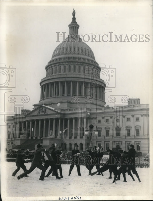 1939 Press Photo of Senate and House pages in the anuual snowball fight