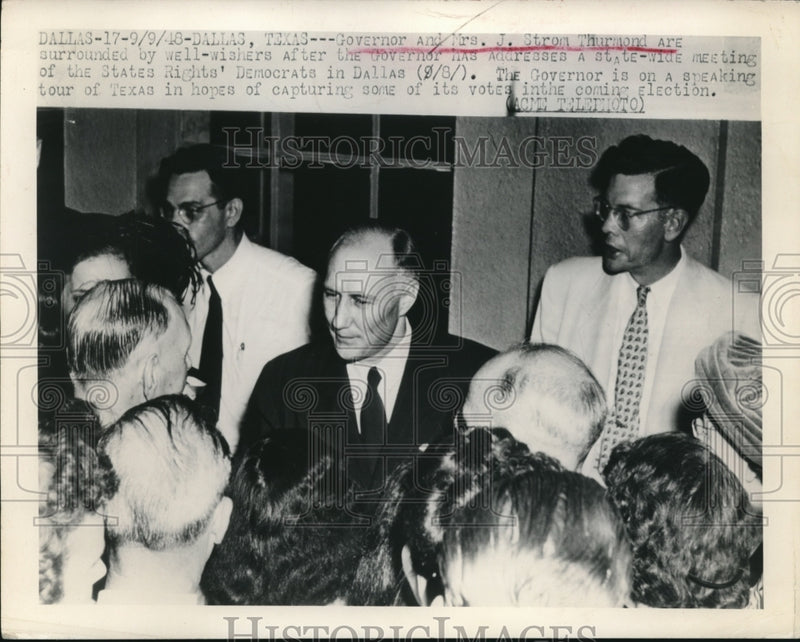 Load image into Gallery viewer, 1958 Press Photo Dallas Tex SC Gov &amp; Mrs Strom Thurmond on tour of state
