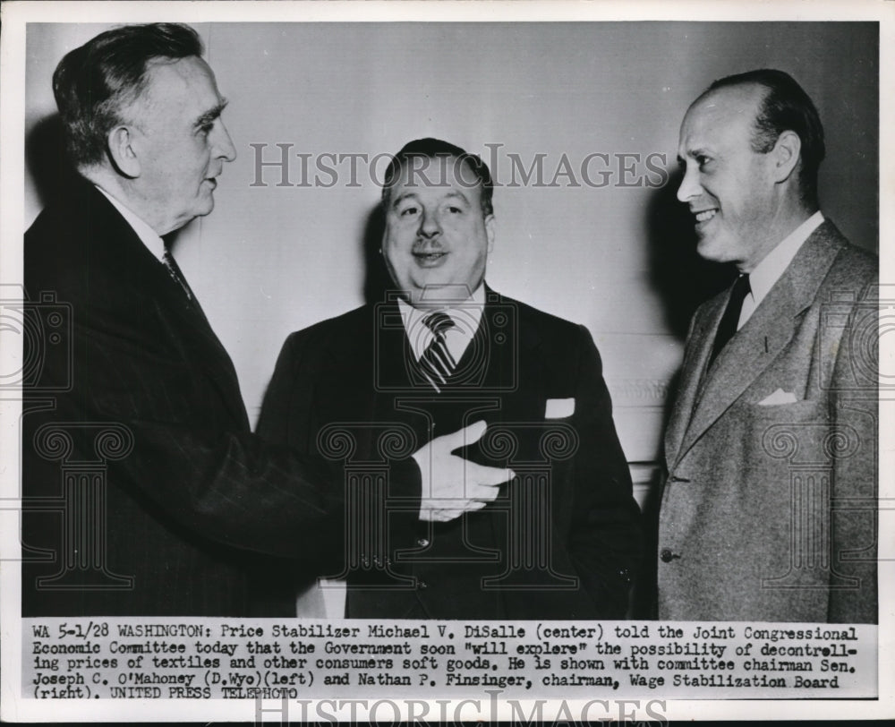 1952 Press Photo Wash DC Price Stabilizer Mike DiSalle, Sen J OMahoney Wyo