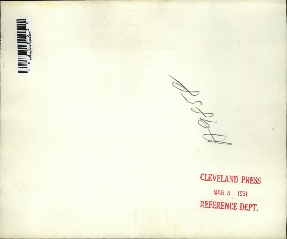 1951 Press Photo of Michael V. DiSalle(R) talking to Sen, Burnet Maybank D-S.C.