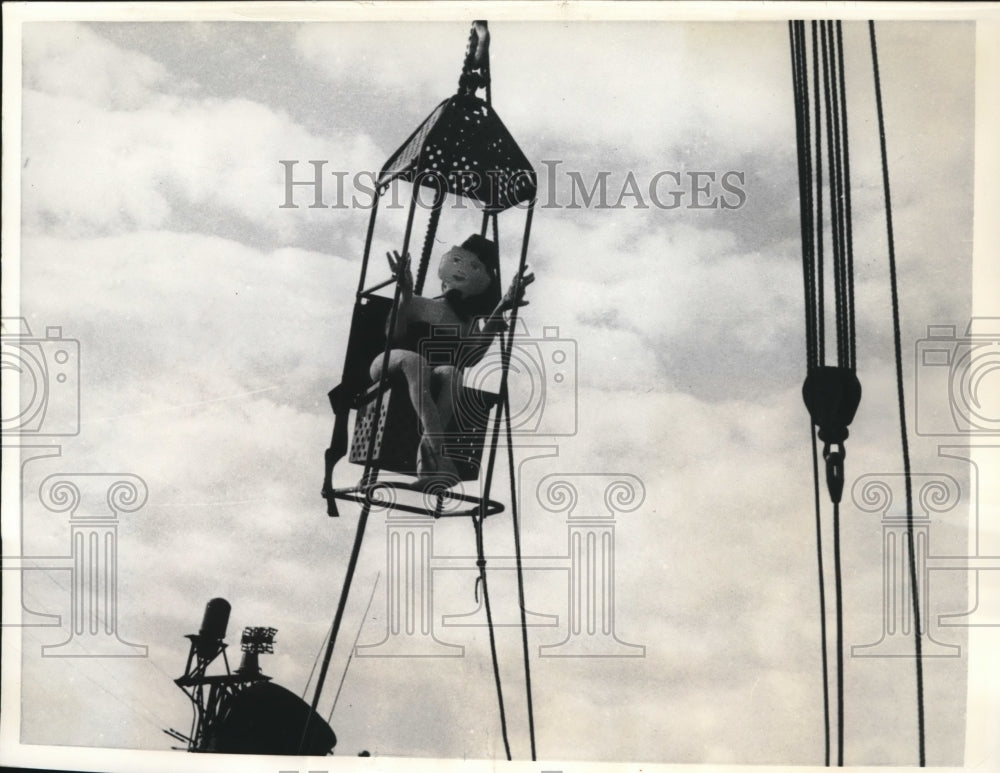1959 Press Photo Pearl Harbor Taiwan Tess Pin Up Girl