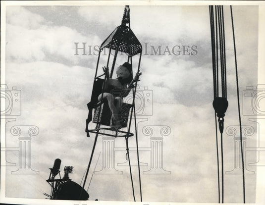1959 Press Photo Pearl Harbor Taiwan Tess Pin Up Girl