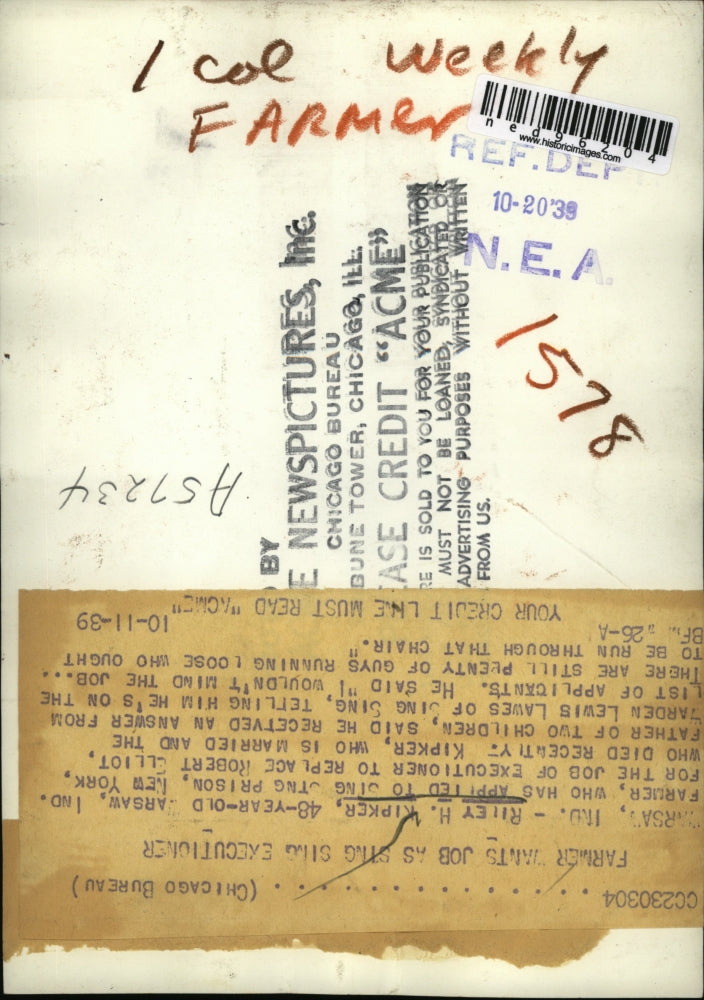 Load image into Gallery viewer, 1939 Press Photo Riley Kipker farmer from Warsaw after applying as a excutioner.
