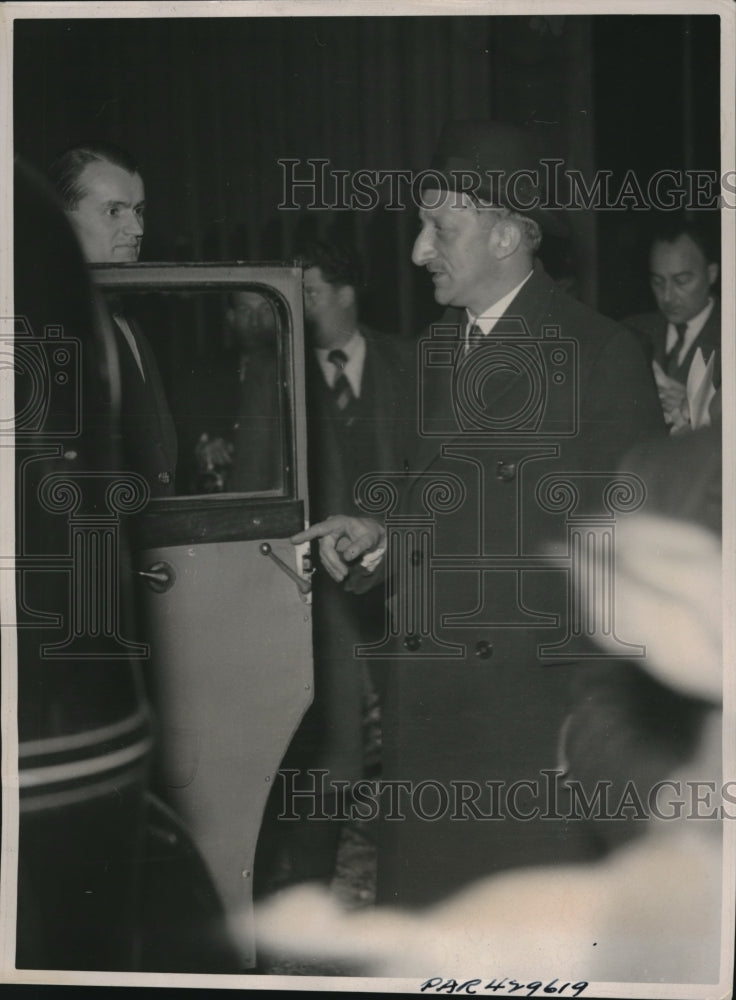 1938 Press Photo M Bonnett Forming His Cabinet During Crisis