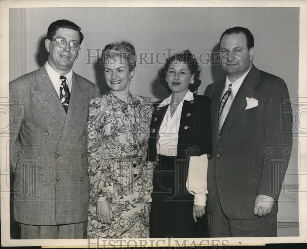 1946 Press Photo Harry Fishbeun, Laula Bacher & Norman Perlstien Bridge Players
