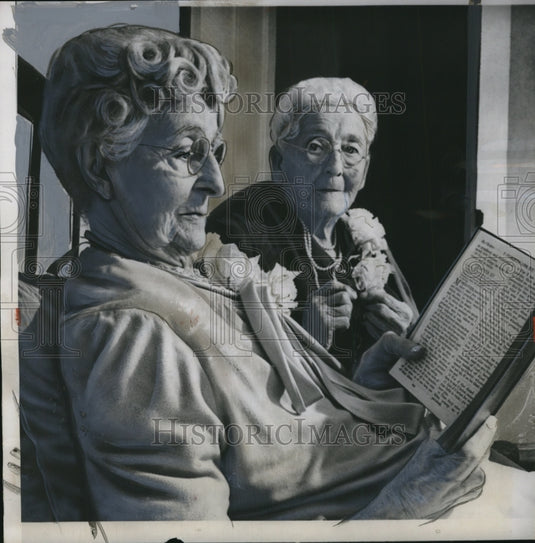 1954 Press Photo Mrs Nelie Lloyd & Sister Mrs Luti Shumway Both 100 Years Old