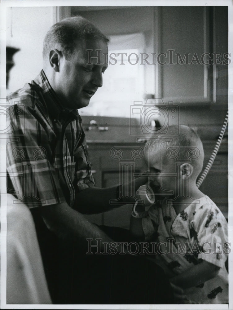 1968 Press Photo Lee Rubenstein blind son of Mr. and Mrs. Joel K. Rubenstein