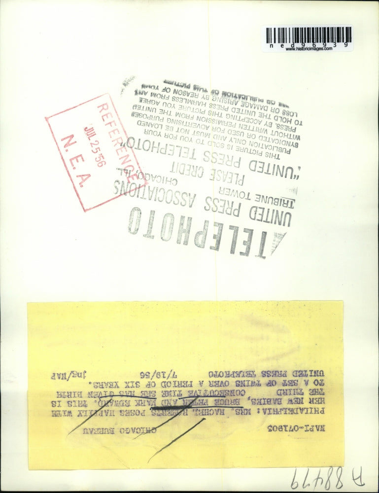 1956 Press Photo Mrs. Rachel Roberts with babies Bruce Peter and Mark Edward