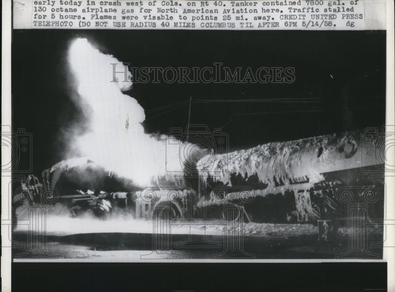Load image into Gallery viewer, 1958 Press Photo Columbus Ohio burning wreck of gas tanker truck

