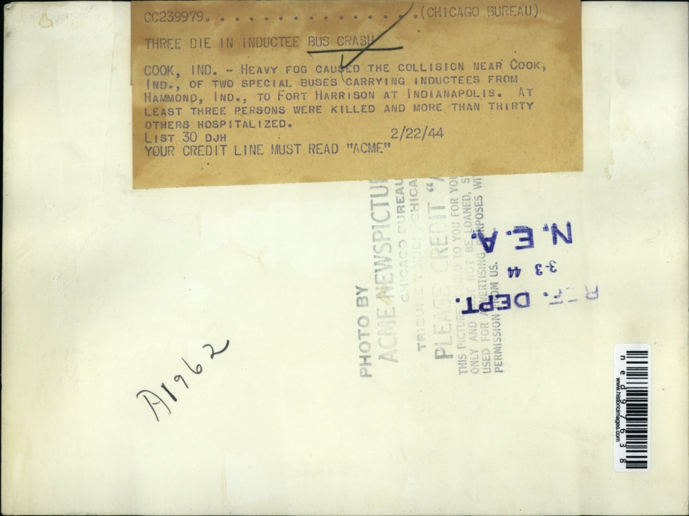 1944 Press Photo Cook Ind n wreck of two buses in heavy fog killed 3