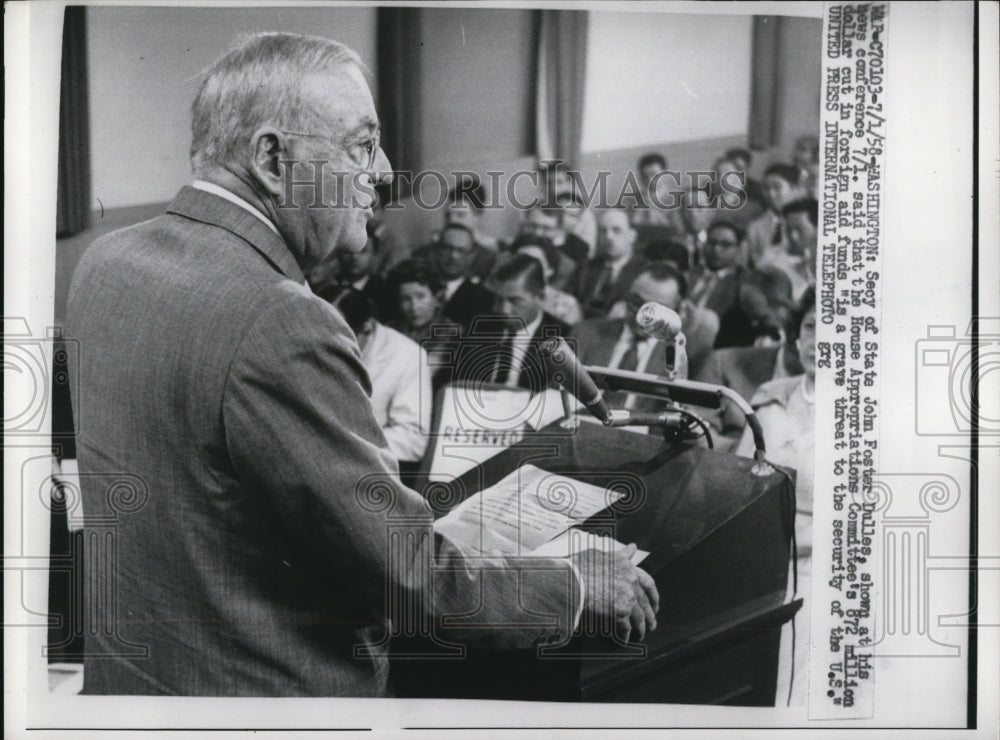 1958 Press Photo Wash DC Sec of State John Foster Dulles press confrence