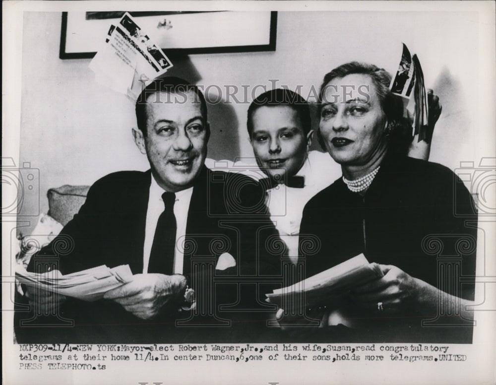 1953 Press Photo of New York Mayor Elect Robert Wagner Jr.and his family.