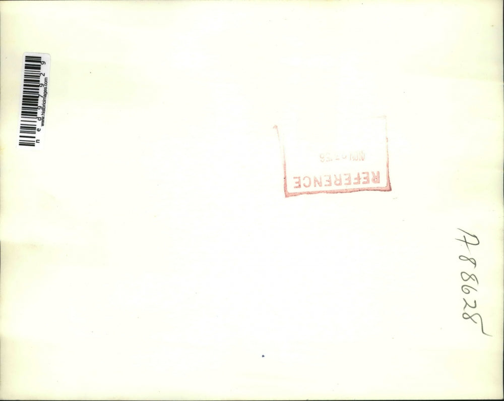 1956 Press Photo Newark NJ Julie Kruh & portrait of Pres Eisenhower