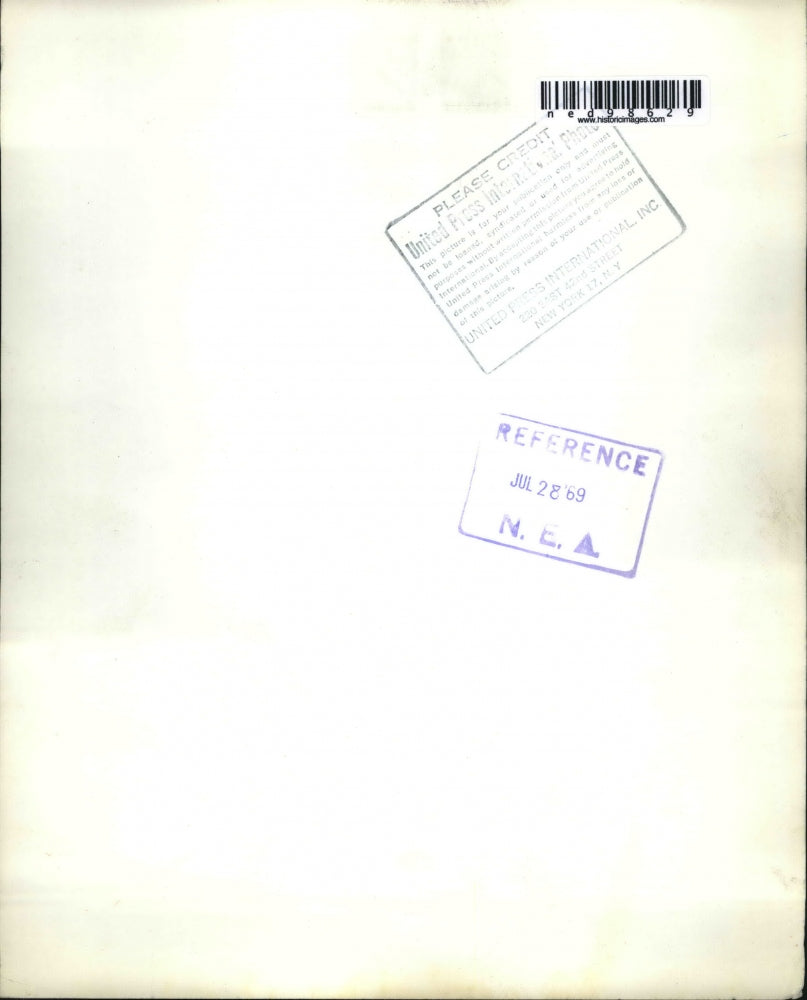 1968 Press Photo Pilot John A Manke gets drink after flying Hi-Lo lifting body