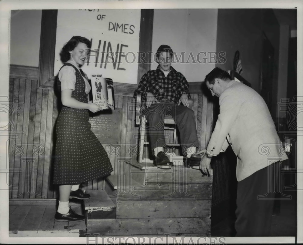 1954 Press Photo Plymouth NH March of Dimes, G Zoulias, D Iobey, MJ Clark