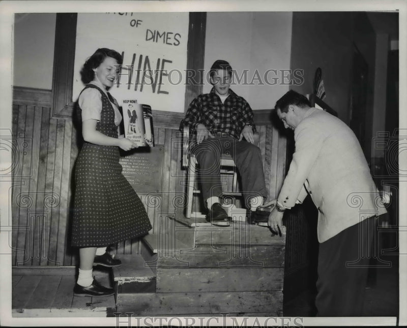 Load image into Gallery viewer, 1954 Press Photo Plymouth NH March of Dimes, G Zoulias, D Iobey, MJ Clark
