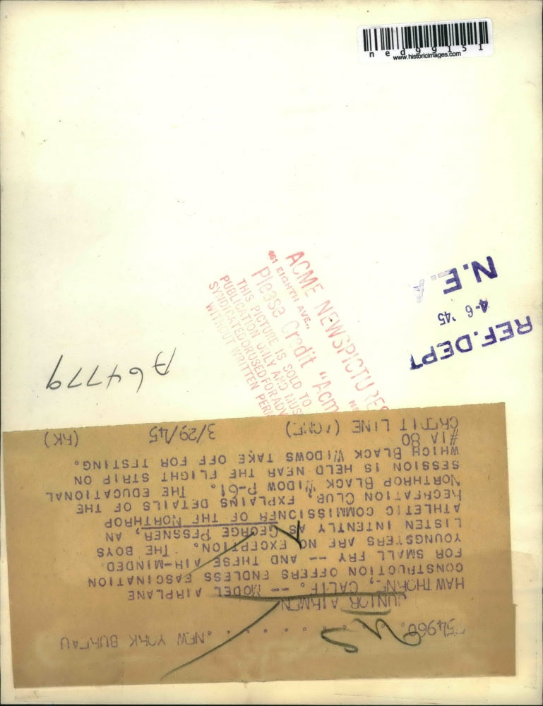 1945 Press Photo Circle of Boys Building Model Airplanes, Hawthorne California