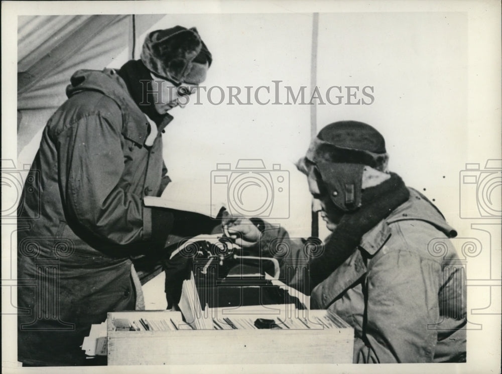 1942 Press Photo Wm Verheyden, Pvt L Brady US Army work on Canada highway