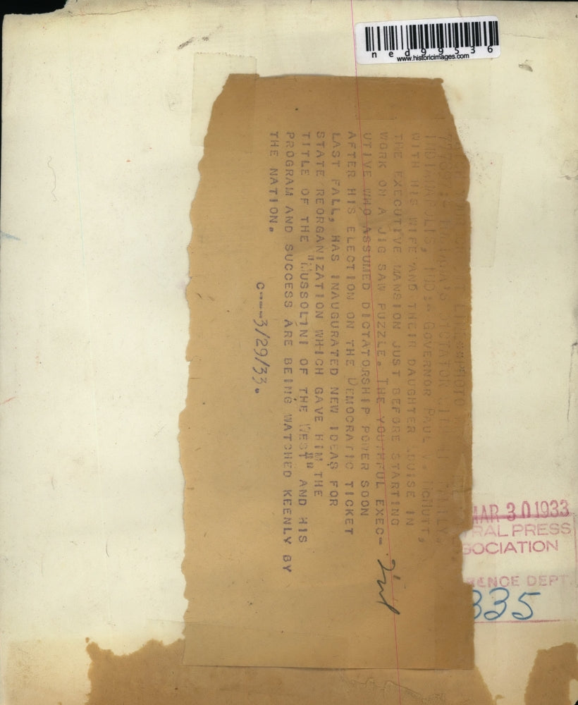 1933 Press Photo Governor Paul McNutt of Indiana & Family Work on Jigsaw Puzzle