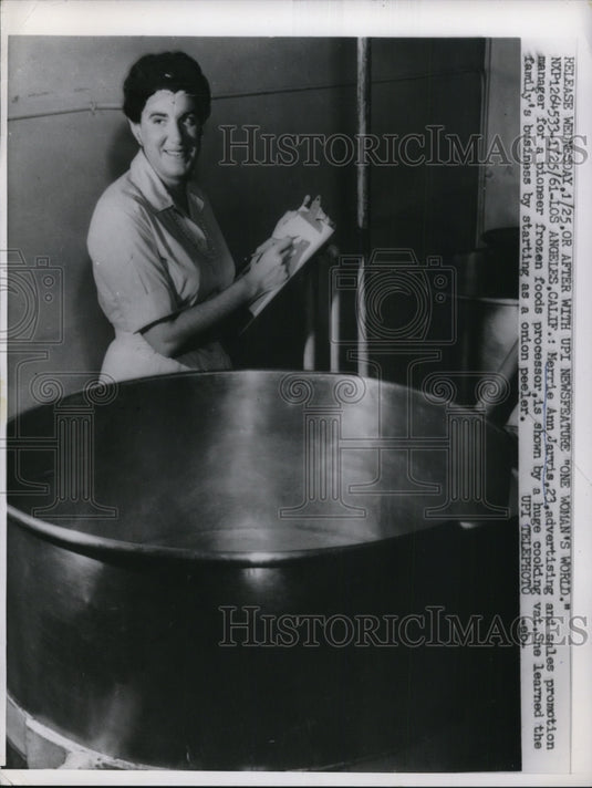 1961 Press Photo LA Calif Merrie Ann Jarvis mgr for frozen food processor