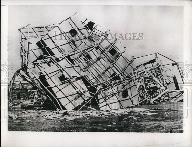 Load image into Gallery viewer, 1941 Press Photo Remains of Watch Towner At Benina After Onslaught of R.A.F.
