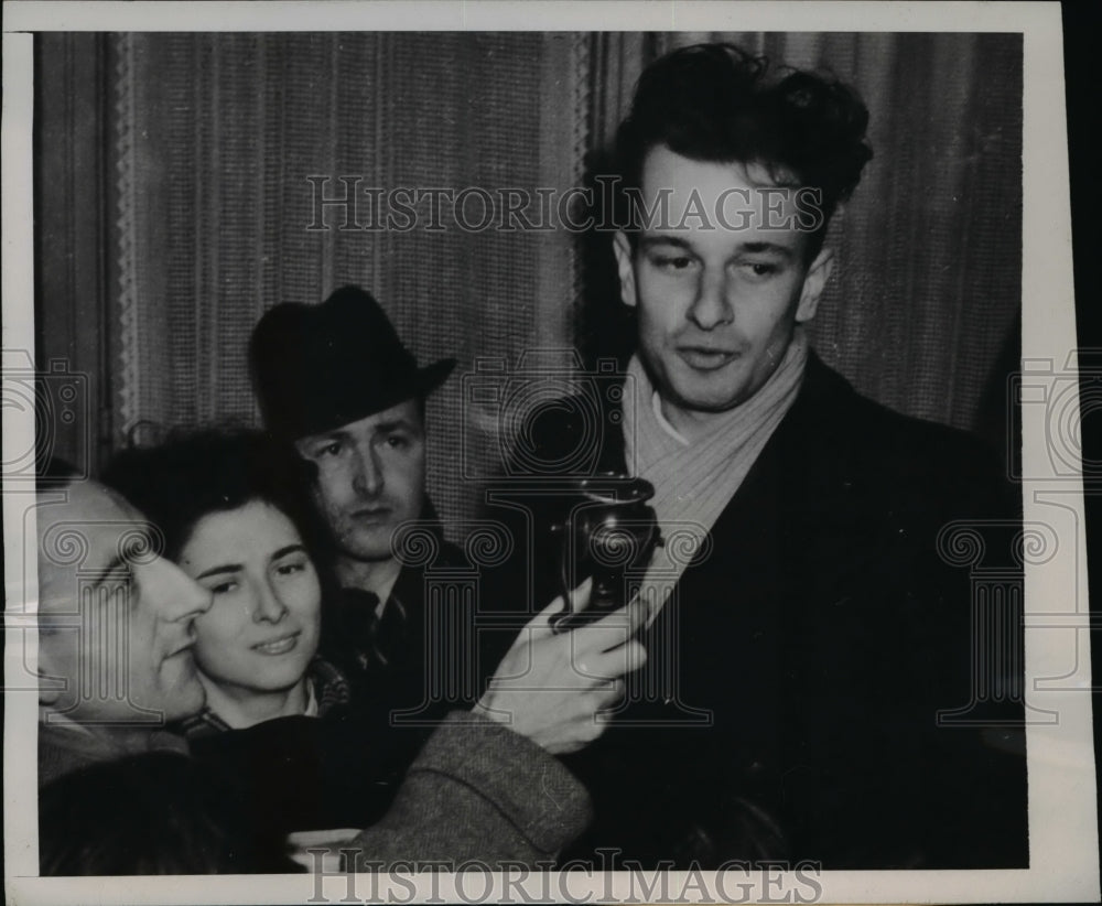 1945 Press Photo Jean Louis Bory - nee00920