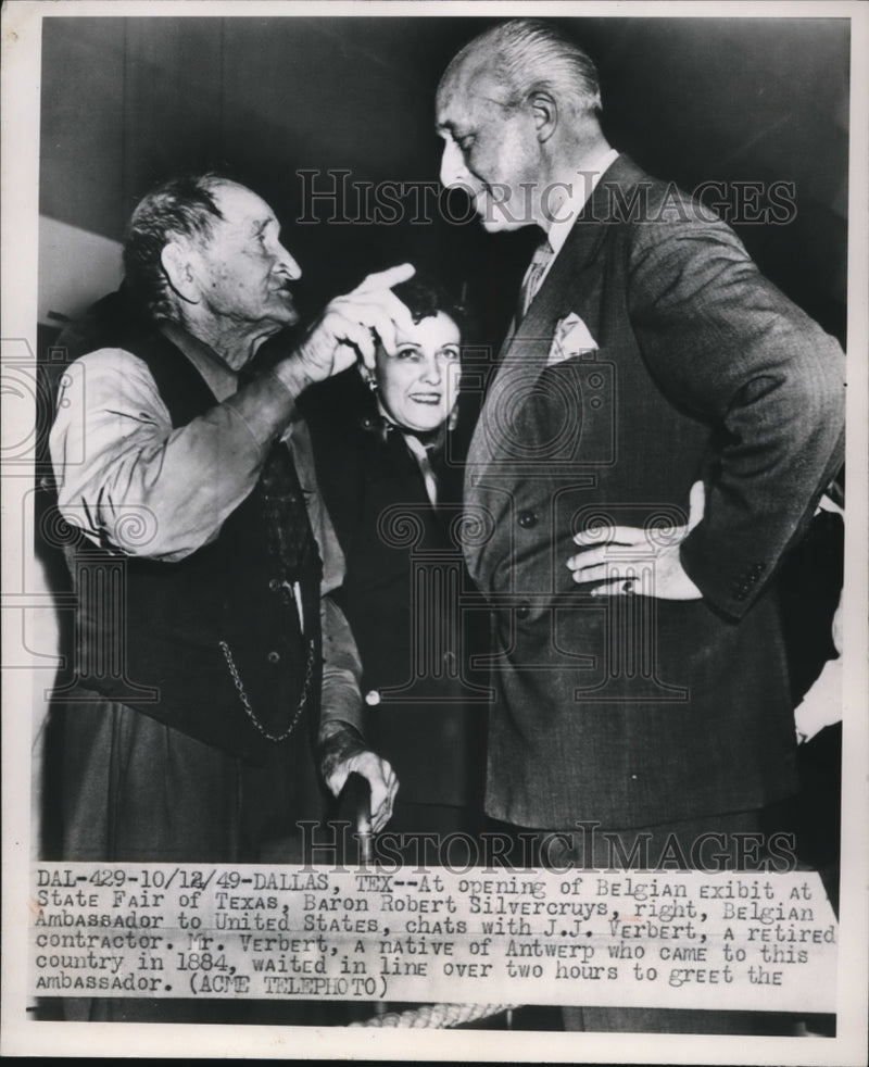 Load image into Gallery viewer, 1949 Press Photo Baron Robert Silvercruys and J.J. Verbert at Texas State Fair
